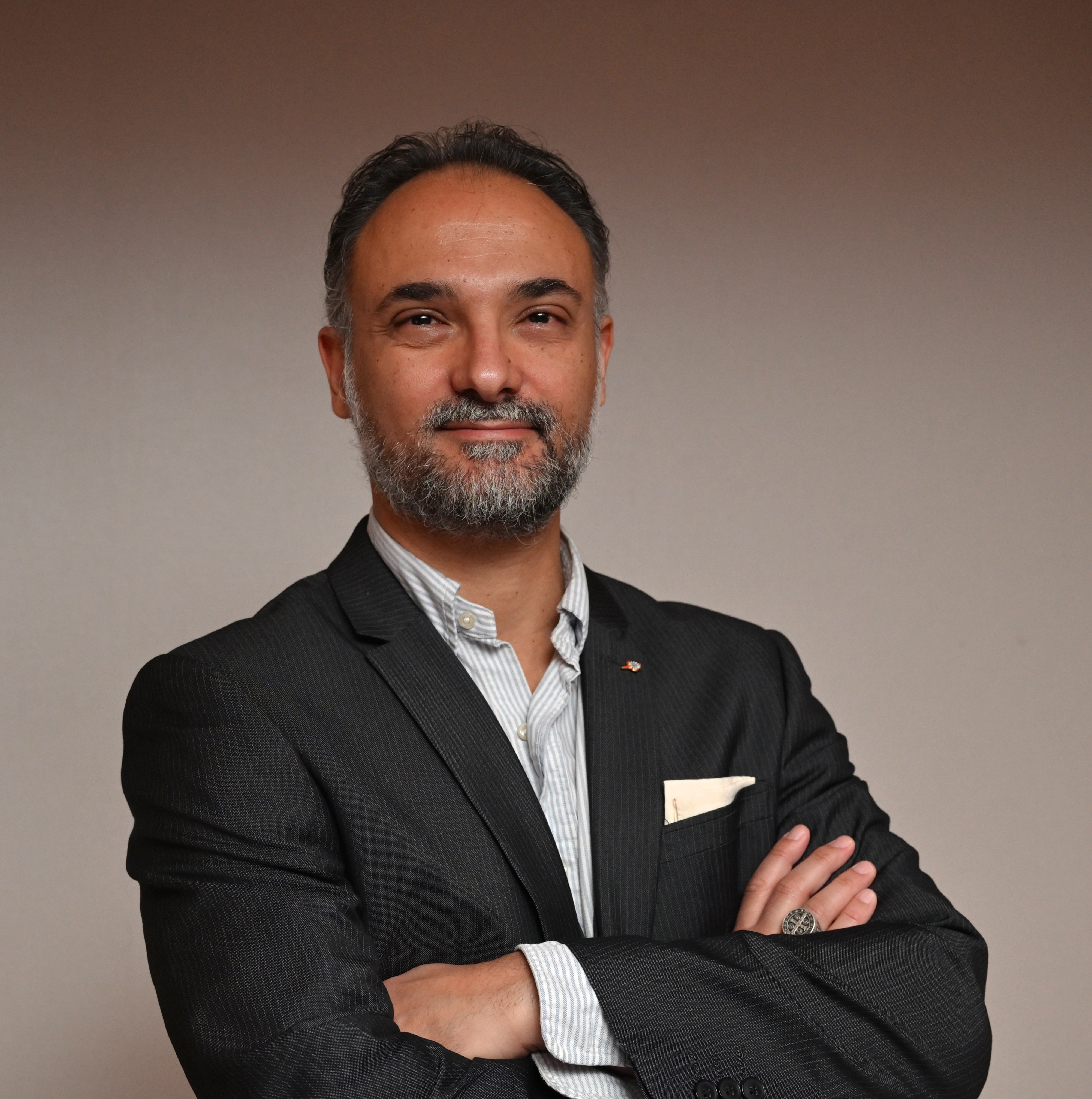მარიო განაუ